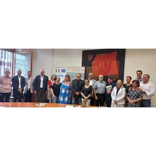 La foto di gruppo al termine dell'incontro: il presidente Bordin è il quarto da sinistra - La foto di gruppo al termine dell'incontro: il presidente Bordin è il quarto da sinistra