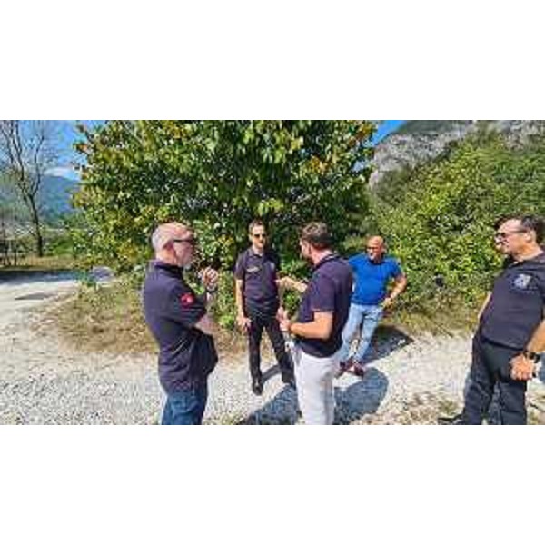 Il sopralluogo sugli argini del Rio Maggiore - Il sopralluogo sugli argini del Rio Maggiore 