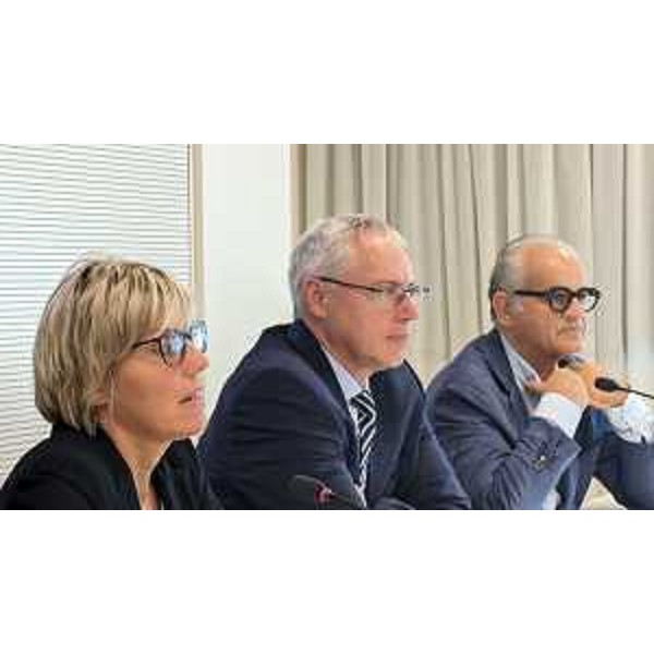 Da sinistra l'assessore Zilli, il presidente Bordin e Lorenzon - Da sinistra l'assessore Zilli, il presidente Bordin e Lorenzon 