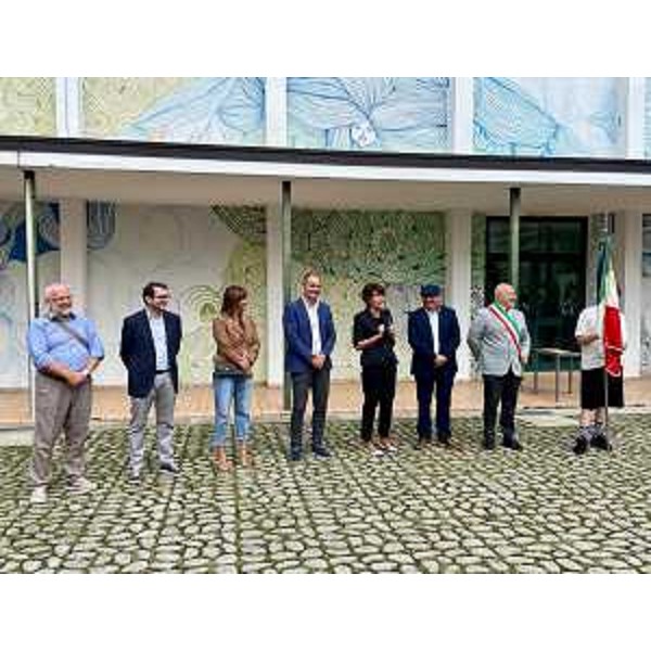 L'intervento dell'assessore regionale Alessia Rosolen durante la cerimonia di inizio anno scolastico a Forgaria - L'intervento dell'assessore regionale Alessia Rosolen durante la cerimonia di inizio anno scolastico a Forgaria