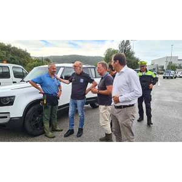 Lassessore regionale alle Protezione civile Riccardo Riccardi, durante il sopralluogo effettuato questo pomeriggio nelle zone colpite dal maltempo delle scorse ore e in particolare nei Comuni di Muggia e San Dorligo della Valle-Dolina. - Lassessore regionale alle Protezione civile Riccardo Riccardi, durante il sopralluogo effettuato questo pomeriggio nelle zone colpite dal maltempo delle scorse ore e in particolare nei Comuni di Muggia e San Dorligo della Valle-Dolina.