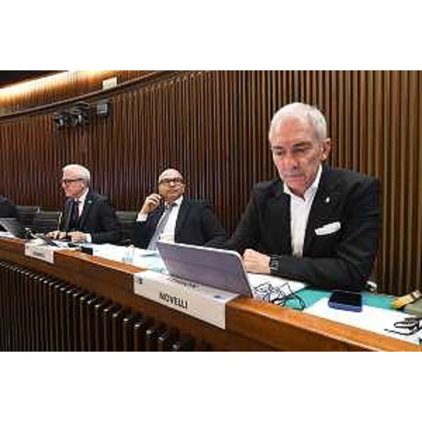 Da destra: Roberto Novelli, Michele Lobianco e Andrea Cabibbo (Forza Italia) - Da destra: Roberto Novelli, Michele Lobianco e Andrea Cabibbo (Forza Italia)