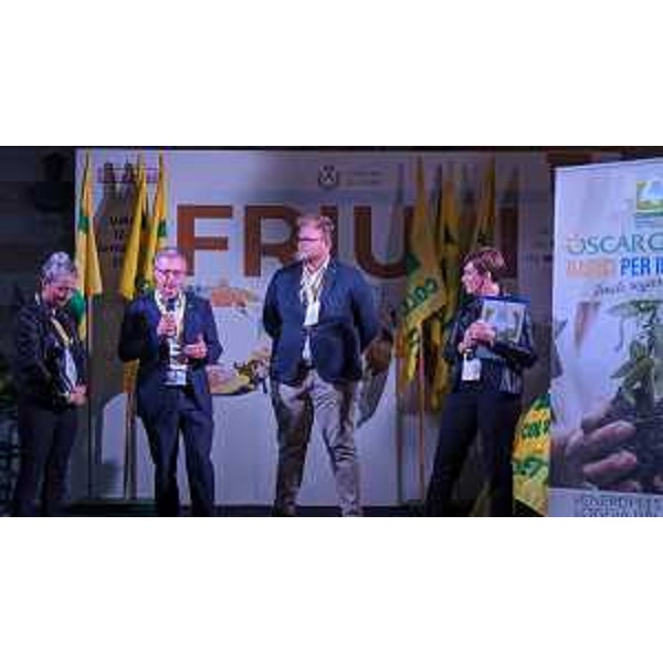 L'intervento dell'assessore regionale alle Risorse agroalimentari all'incontro sugli Oscar green - L'intervento dell'assessore regionale alle Risorse agroalimentari all'incontro sugli Oscar green 