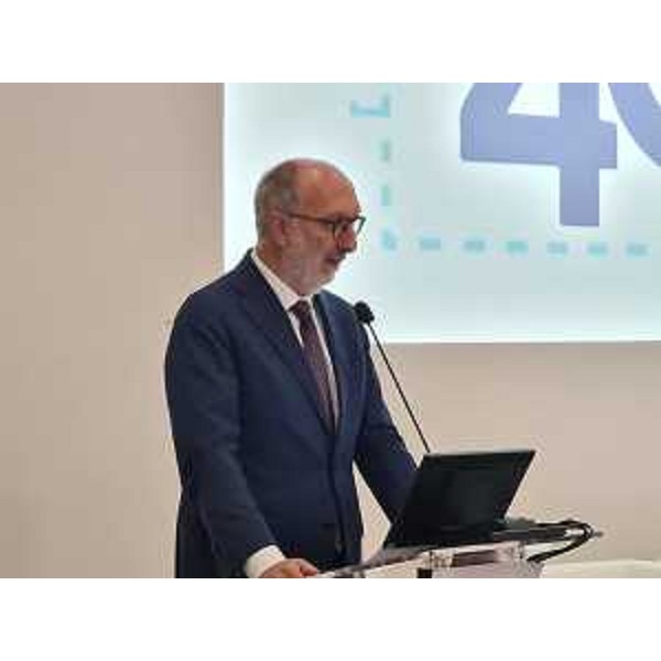 L'assessore regionale alla Salute Riccardo Riccardi sul palco del Trieste Convention Center per i 40 anni di Agmen - L'assessore regionale alla Salute Riccardo Riccardi sul palco del Trieste Convention Center per i 40 anni di Agmen