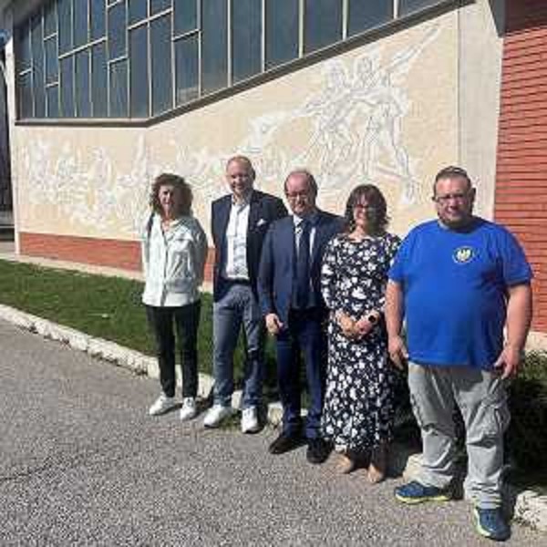 Uno scatto del pomeriggio majanese con il vicegovernatore Mario Anzil al centro - Uno scatto del pomeriggio majanese con il vicegovernatore Mario Anzil al centro