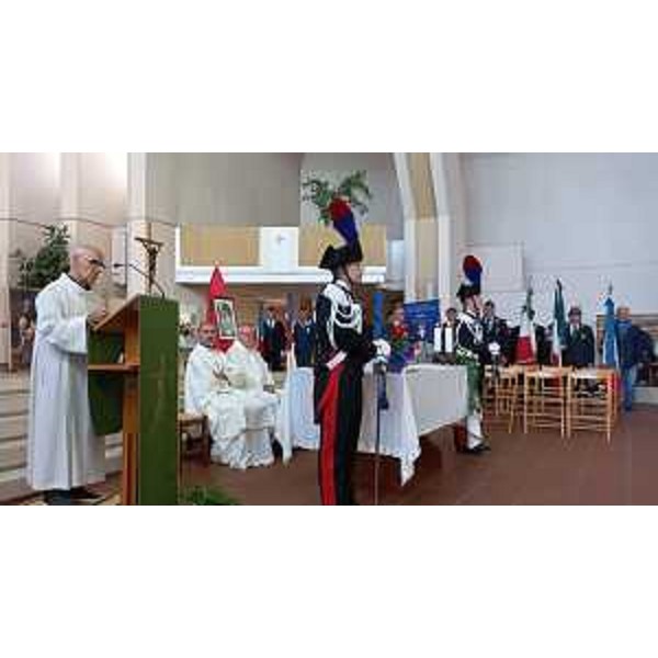 Un momento della messa celebrata a Udine in memoria di Salvo D'Acquisto - Un momento della messa celebrata a Udine in memoria di Salvo D'Acquisto 