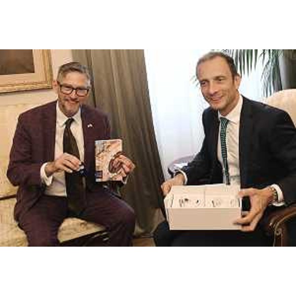 Il governatore Massimiliano Fedriga e il console generale degli Usa in Italia Douglass Benning - Il governatore Massimiliano Fedriga e il console generale degli Usa in Italia Douglass Benning