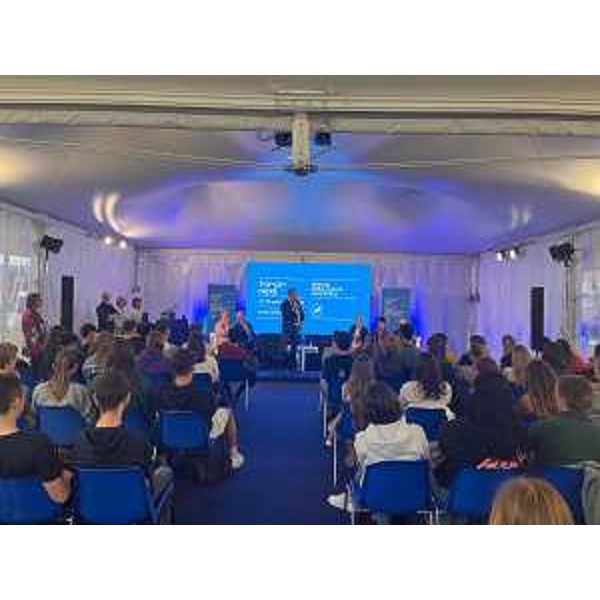 Lassessore regionale alla Difesa dell'ambiente, energia e sviluppo sostenibile Fabio Scoccimarro durante la tavola rotonda sul tema "Mare che sale. Gli effetti dei cambiamenti climatici sulle nostre coste", organizzata nellambito di Trieste Next. - Lassessore regionale alla Difesa dell'ambiente, energia e sviluppo sostenibile Fabio Scoccimarro durante la tavola rotonda sul tema "Mare che sale. Gli effetti dei cambiamenti climatici sulle nostre coste", organizzata nellambito di Trieste Next.