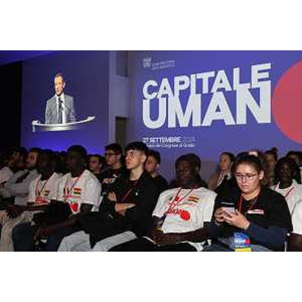 L'apertura dei lavori dell'assemblea generale di Confindustria Alto Adriatico dedicata la Capitale umano svoltasi a Grado alla presenza del Governatore del Friuli Venezia Giulia Massimiliano Fedriga - L'apertura dei lavori dell'assemblea generale di Confindustria Alto Adriatico dedicata la Capitale umano svoltasi a Grado alla presenza del Governatore del Friuli Venezia Giulia Massimiliano Fedriga