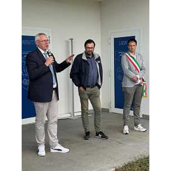 Il presidente del Cr Fvg, Mauro Bordin, il presidente della polisportiva Lestizza, Luigi Contento, e l'assessore comunale Alan Truccolo - Il presidente del Cr Fvg, Mauro Bordin, il presidente della polisportiva Lestizza, Luigi Contento, e l'assessore comunale Alan Truccolo