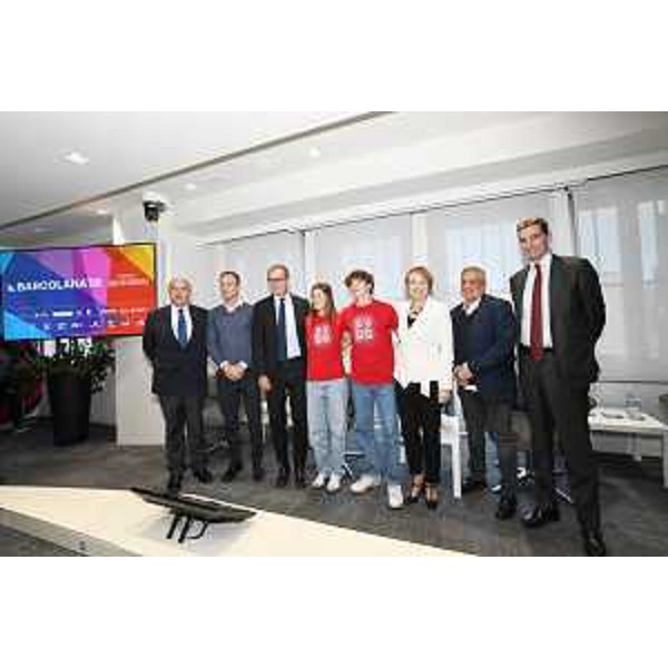 Il governatore Fedriga (secondo a sinistra) - Il governatore Fedriga (secondo a sinistra) 