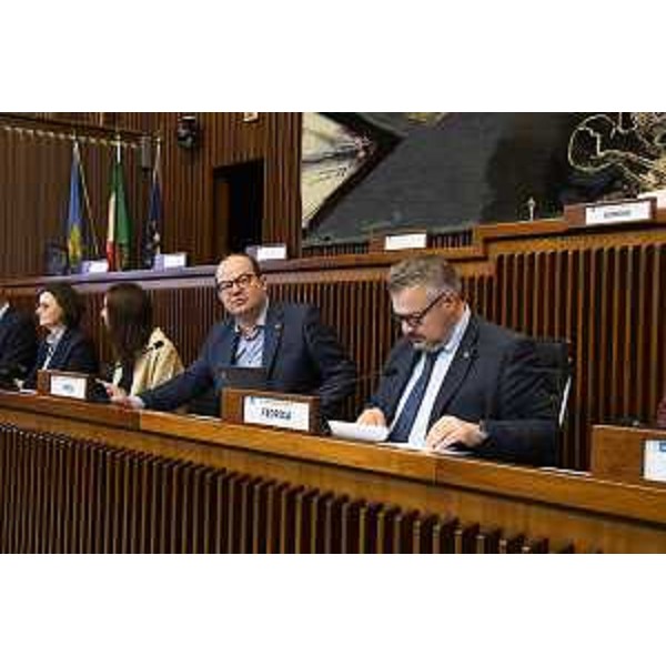 L'assessore regionale Mario Anzil e il presidente della V Commissione consiliare, Diego Bernardis (Fedriga presidente) - L'assessore regionale Mario Anzil e il presidente della V Commissione consiliare, Diego Bernardis (Fedriga presidente)