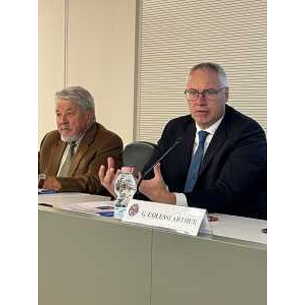 Il presidente Bordin accanto a Giuseppe "Joe" Toso, presidente della Federazione dei Fogolârs friulani in Canada - Il presidente Bordin accanto a Giuseppe "Joe" Toso, presidente della Federazione dei Fogolârs friulani in Canada