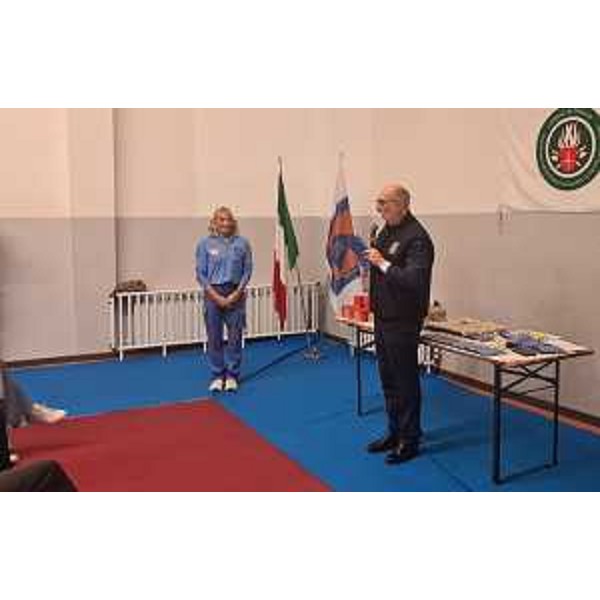 L'assessore Riccardi nel corso del suo intervento - L'assessore Riccardi nel corso del suo intervento