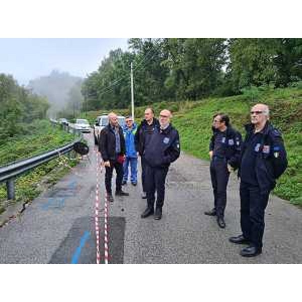 L'assessore regionale con delega alla Protezione civile Riccardo Riccardi a Pinzano al Tagliamento - L'assessore regionale con delega alla Protezione civile Riccardo Riccardi a Pinzano al Tagliamento