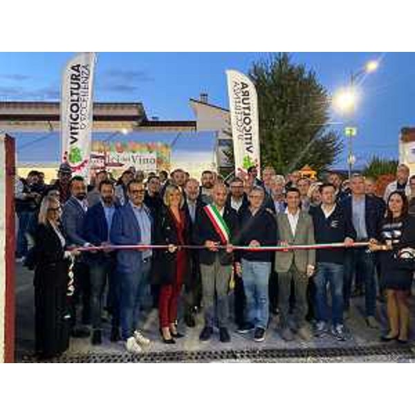 Taglio del nastro a Rauscedo di San Giorgio della Richinvelda della manifestazione Le radici del vino - Taglio del nastro a Rauscedo di San Giorgio della Richinvelda della manifestazione Le radici del vino