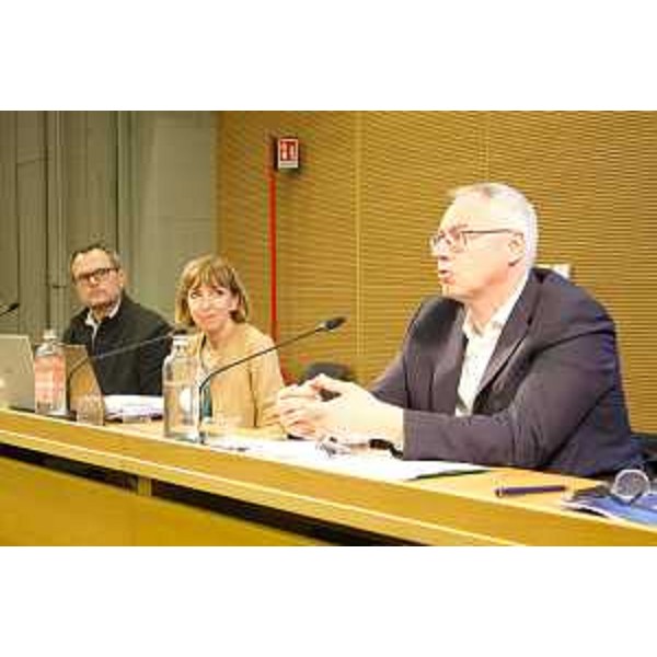 Il presidente Bordin nel corso del suo intervento all'info-day - Il presidente Bordin nel corso del suo intervento all'info-day