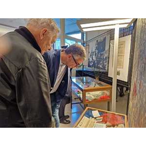 L'assessore Roberti con il presidente della Lega nazionale Paolo Sardos Albertini. - L'assessore Roberti con il presidente della Lega nazionale Paolo Sardos Albertini.