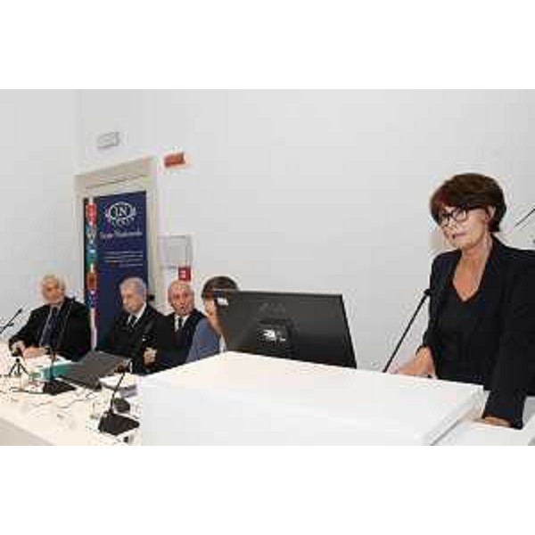 L'assessore Alessia Rosolen nel corso del suo intervento - L'assessore Alessia Rosolen nel corso del suo intervento