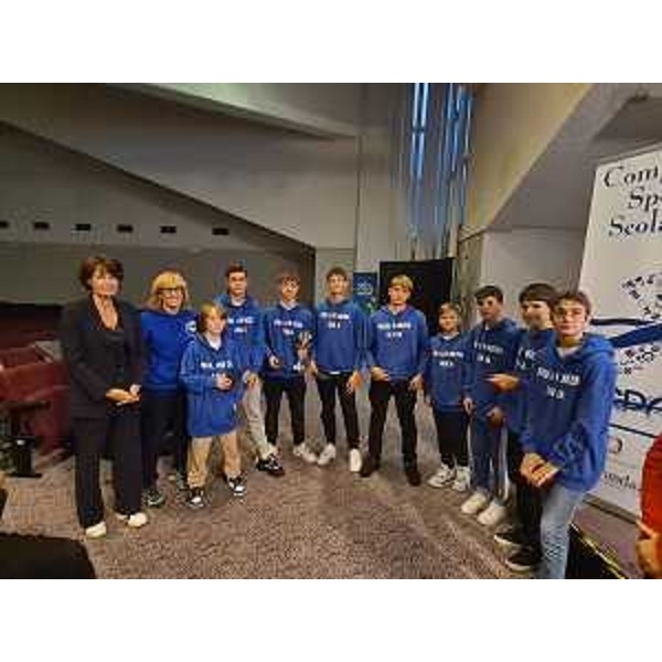 L'assessore Rosolen durante le premiazioni - L'assessore Rosolen durante le premiazioni 