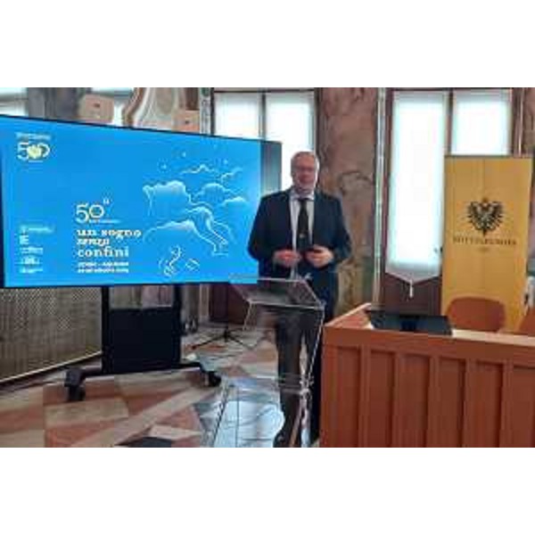 L'intervento del presidente Bordin nella mattinata che ha introdotto il forum internazionale - L'intervento del presidente Bordin nella mattinata che ha introdotto il forum internazionale