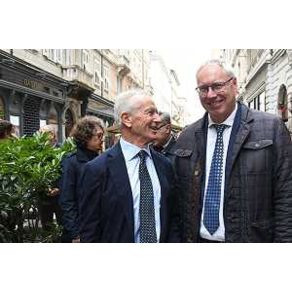 Da sinistra: l'avvocato Paolo Volli e Mauro Bordin, massimo rappresentante dell'Assemblea legislativa regionale - Da sinistra: l'avvocato Paolo Volli e Mauro Bordin, massimo rappresentante dell'Assemblea legislativa regionale
