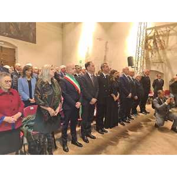 L'assessore Amirante al concerto - voluto dalla 132esima Brigata corazzata Ariete, sempre nell'ambito delle celebrazioni della Giorno dell'Unità nazionale e della Giornata delle Forze armate - della Fanfara dell'11esimo Reggimento Bersaglieri di Orcenico e dall'Associazione musicale e corale "Coro Contrà Camolli" nell'ex Convento di San Francesco a Pordenone - L'assessore Amirante al concerto - voluto dalla 132esima Brigata corazzata Ariete, sempre nell'ambito delle celebrazioni della Giorno dell'Unità nazionale e della Giornata delle Forze armate - della Fanfara dell'11esimo Reggimento Bersaglieri di Orcenico e dall'Associazione musicale e corale "Coro Contrà Camolli" nell'ex Convento di San Francesco a Pordenone