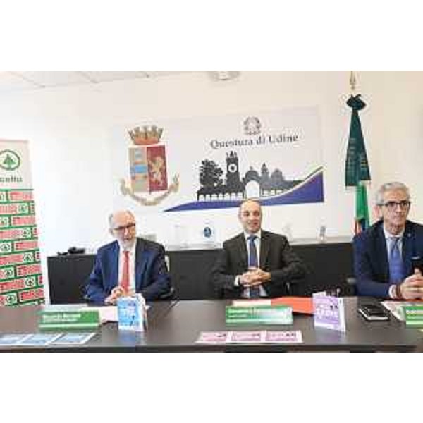 Un momento della presentazione - Un momento della presentazione