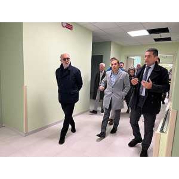 L'assessore regionale alla Salute, Riccardo Riccardi, nel corso di un sopralluogo al cantiere dei lavori di riorganizzazione e adeguamento dell'area distrettuale di Codroipo. - L'assessore regionale alla Salute, Riccardo Riccardi, nel corso di un sopralluogo al cantiere dei lavori di riorganizzazione e adeguamento dell'area distrettuale di Codroipo.