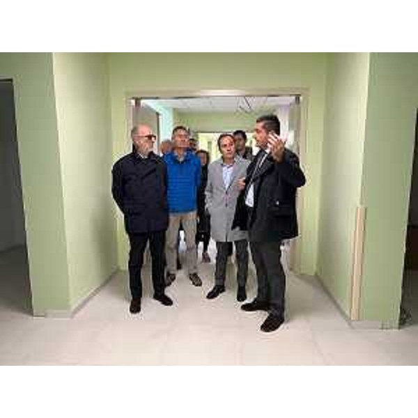 L'assessore regionale alla Salute, Riccardo Riccardi, nel corso di un sopralluogo al cantiere dei lavori di riorganizzazione e adeguamento dell'area distrettuale di Codroipo. - L'assessore regionale alla Salute, Riccardo Riccardi, nel corso di un sopralluogo al cantiere dei lavori di riorganizzazione e adeguamento dell'area distrettuale di Codroipo.