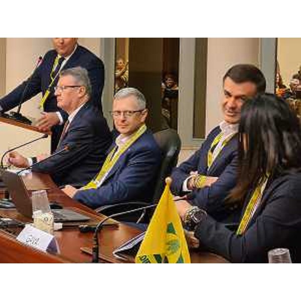 L'assessore regionale Stefano Zannier, al centro, nel suo intervento al convegno. - L'assessore regionale Stefano Zannier, al centro, nel suo intervento al convegno.