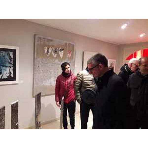 Un momento della visita all'esposizione. - Un momento della visita all'esposizione.