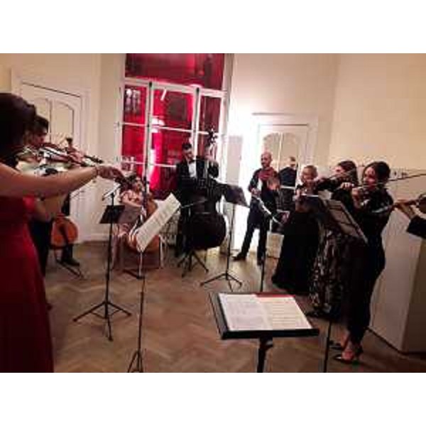 Lesibizione della European Spirit of Youth Orchestra, diretta dal Maestro Igor Kuret. - Lesibizione della European Spirit of Youth Orchestra, diretta dal Maestro Igor Kuret. 