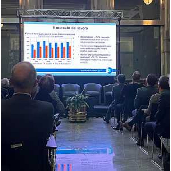 Un momento dell'evento "Leconomia del Friuli Venezia Giulia - Aggiornamento congiunturale", organizzato dalla Banca dItalia nella sua sede di Trieste - Un momento dell'evento "Leconomia del Friuli Venezia Giulia - Aggiornamento congiunturale", organizzato dalla Banca dItalia nella sua sede di Trieste