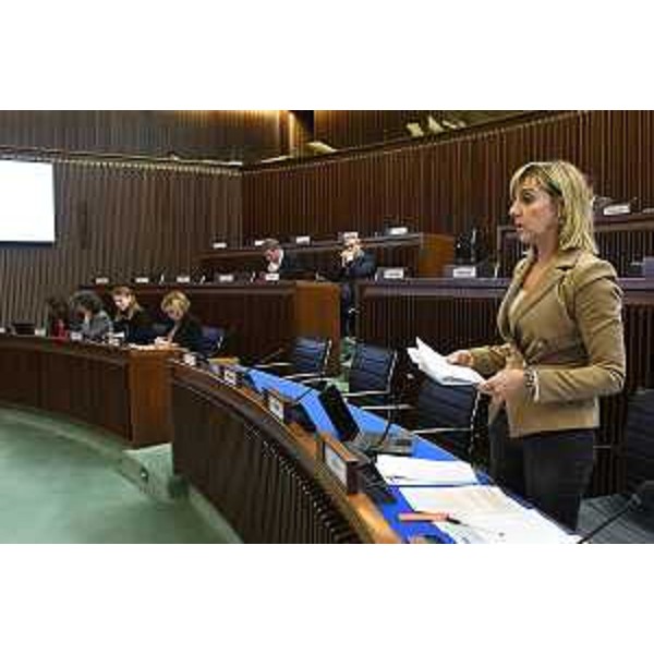 Un intervento di Lucia Buna (Lega), prima firmataria della proposta di legge - Un intervento di Lucia Buna (Lega), prima firmataria della proposta di legge