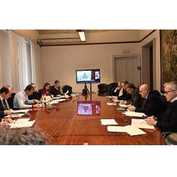 La riunione di Giunta regionale - La riunione di Giunta regionale