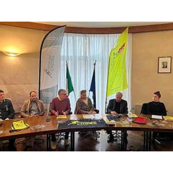 L'assessore regionale Pierpaolo Roberti interviene alla presentazione della Carsolina Cross 2024 - L'assessore regionale Pierpaolo Roberti interviene alla presentazione della Carsolina Cross 2024 