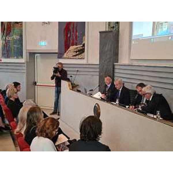 L'assemblea di Autostrade Alto Adriatico nell'auditoroum di via Locchi a Trieste - L'assemblea di Autostrade Alto Adriatico nell'auditoroum di via Locchi a Trieste