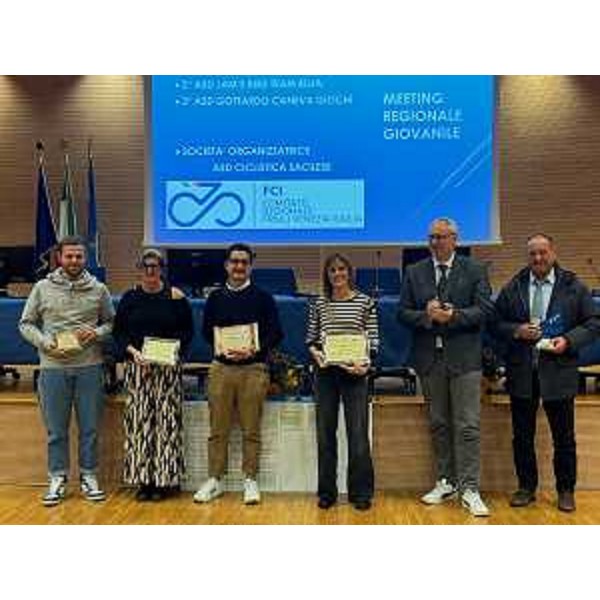Il presidente del Cr Fvg, Mauro Bordin, alle premiazioni del ciclismo, a Udine - Il presidente del Cr Fvg, Mauro Bordin, alle premiazioni del ciclismo, a Udine