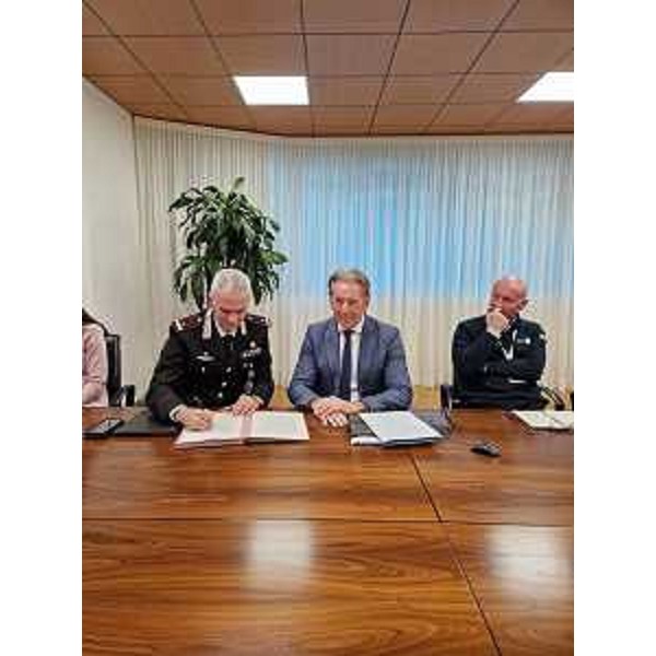 L'assessore regionale Fabio Scoccimarro, al centro - L'assessore regionale Fabio Scoccimarro, al centro