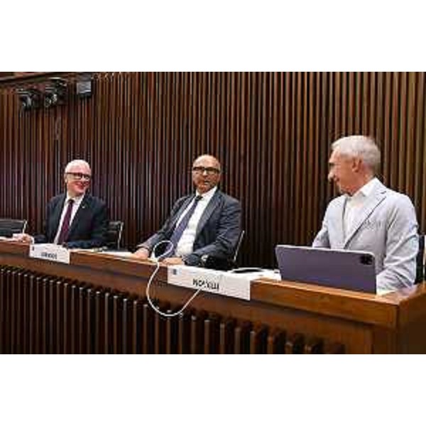 Il gruppo consiliare di Forza Italia: da sinistra Andrea Cabibbo, Michele Lobianco e Roberto Novelli - Il gruppo consiliare di Forza Italia: da sinistra Andrea Cabibbo, Michele Lobianco e Roberto Novelli