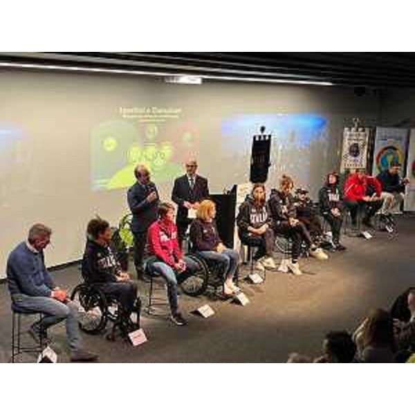 Il vicegovernatore del Friuli Venezia Giulia con delega a Cultura e Sport Mario Anzil, durante l'incontro con gli atleti del Friuli Venezia Giulia che hanno partecipato alle Olimpiadi e Paralimpiadi di Parigi 2024 - Il vicegovernatore del Friuli Venezia Giulia con delega a Cultura e Sport Mario Anzil, durante l'incontro con gli atleti del Friuli Venezia Giulia che hanno partecipato alle Olimpiadi e Paralimpiadi di Parigi 2024