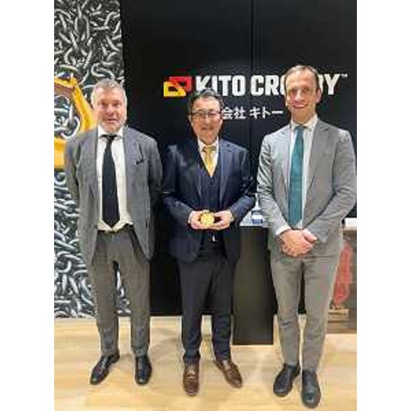 Il governatore Fedriga e l'assessore Bini con il presidente di Kito Crosby, Yoshio Kito - Il governatore Fedriga e l'assessore Bini con il presidente di Kito Crosby, Yoshio Kito
