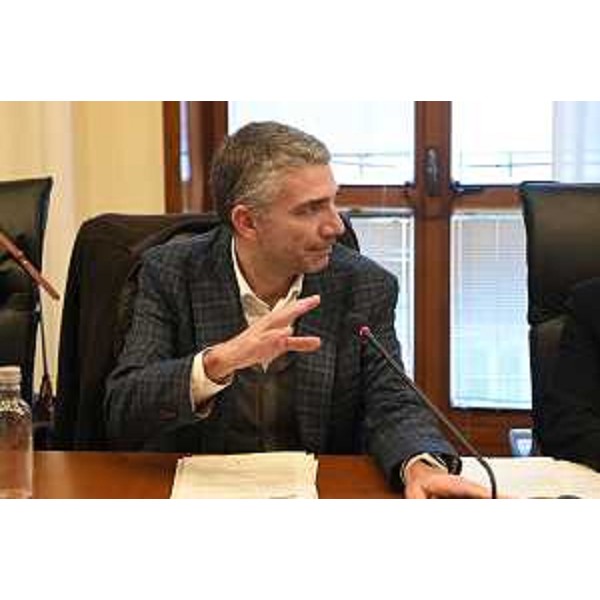 Pierpaolo Roberti, assessore alle Autonomie locali del Fvg, presenta gli emendamenti alla Legge di stabilità 2025 in I Commissione - Pierpaolo Roberti, assessore alle Autonomie locali del Fvg, presenta gli emendamenti alla Legge di stabilità 2025 in I Commissione 