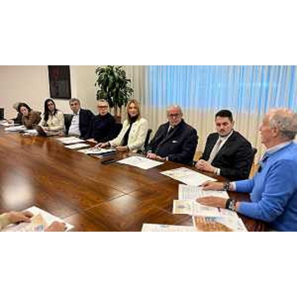 L'assessore alle attività produttive e Turismo del Friuli Venezia Giulia Sergio Emidio Bini alla presentazione degli eventi in calendario per la ventunesima edizione di "Lignano d'A...Mare" - L'assessore alle attività produttive e Turismo del Friuli Venezia Giulia Sergio Emidio Bini alla presentazione degli eventi in calendario per la ventunesima edizione di "Lignano d'A...Mare"