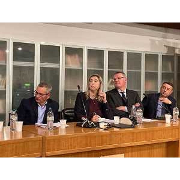 L'assessore regionale a Infrastrutture e territorio Cristina Amirante intervenuta al dibattito pubblico sul Tagliamento a Varmo - L'assessore regionale a Infrastrutture e territorio Cristina Amirante intervenuta al dibattito pubblico sul Tagliamento a Varmo