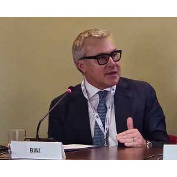 L'assessore alle Attività produttive e Turismo del Friuli Venezia Giulia, Sergio Emidio Bini, intervenendo a Milano, nel palazzo Giureconsulti, allanteprima della terza edizione di Open Dialogues for the Future, evento atteso i prossimi 6 e 7 marzo a Udine. - L'assessore alle Attività produttive e Turismo del Friuli Venezia Giulia, Sergio Emidio Bini, intervenendo a Milano, nel palazzo Giureconsulti, allanteprima della terza edizione di Open Dialogues for the Future, evento atteso i prossimi 6 e 7 marzo a Udine. 