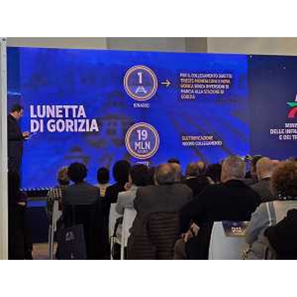 Un momento del convegno "L'Italia del sì" con il ministro delle Infrastrutture e dei Trasporti, Matteo Salvini, a sinistra nella foto - Un momento del convegno "L'Italia del sì" con il ministro delle Infrastrutture e dei Trasporti, Matteo Salvini, a sinistra nella foto