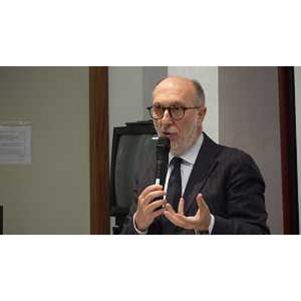 L'intervento dell'assessore regionale alla Salute Riccardo Riccardi durante l'incontro svoltosi a Tolmezzo - L'intervento dell'assessore regionale alla Salute Riccardo Riccardi durante l'incontro svoltosi a Tolmezzo