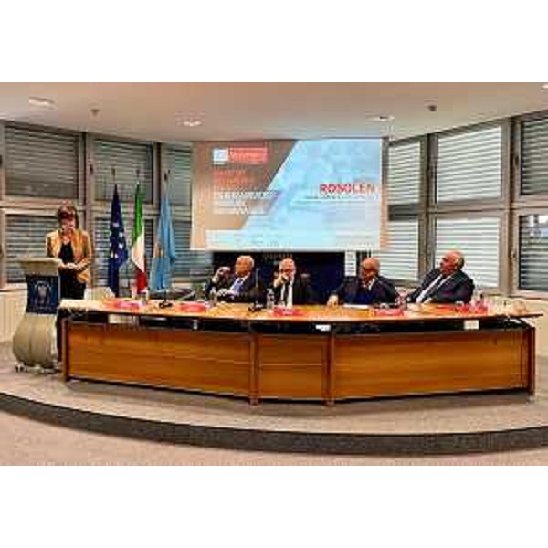 Il tavolo dei relatori alla cerimonia di inaugurazione dell'Its Alto Adriatico - Il tavolo dei relatori alla cerimonia di inaugurazione dell'Its Alto Adriatico